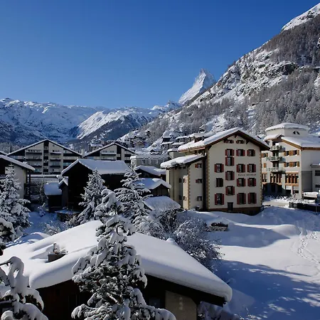 ホテル アンバサダー 4*