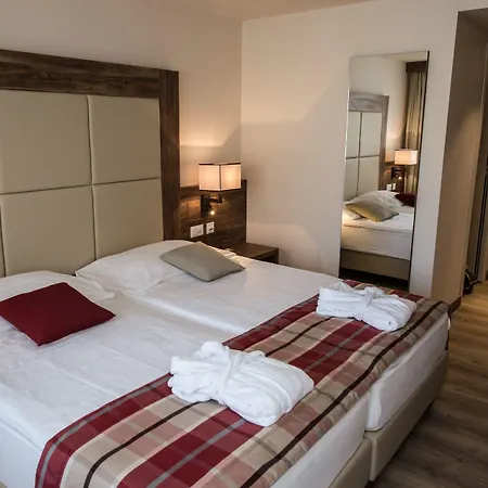 Hotel Ambassador