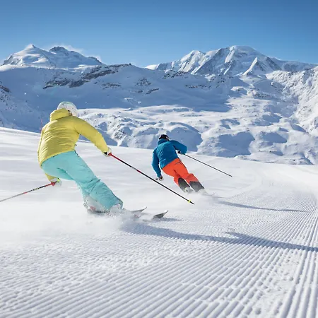 ホテル アンバサダー 4*