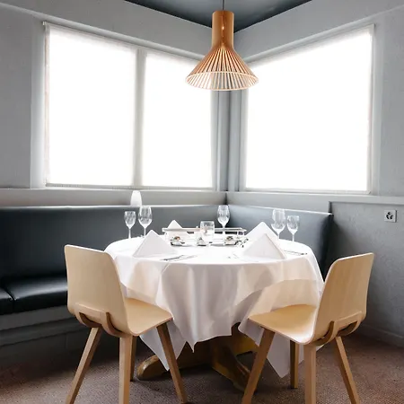 Ξενοδοχείο Ambassador