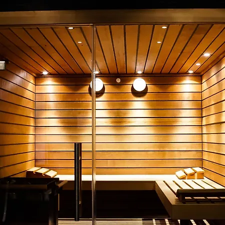 ホテル アンバサダー 4*