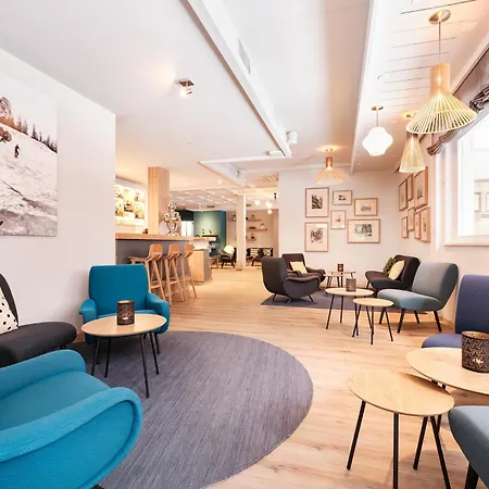 Ξενοδοχείο Ambassador 4*