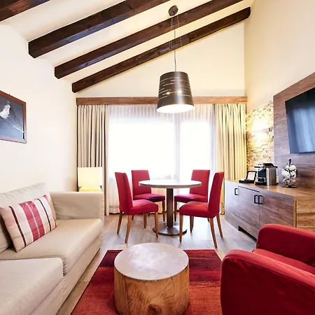 Ξενοδοχείο Ambassador 4*