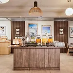 Ambassador Otel 4*