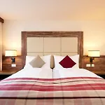 أمباسادور 4* زيرمات
