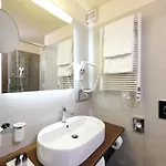 أمباسادور زيرمات
